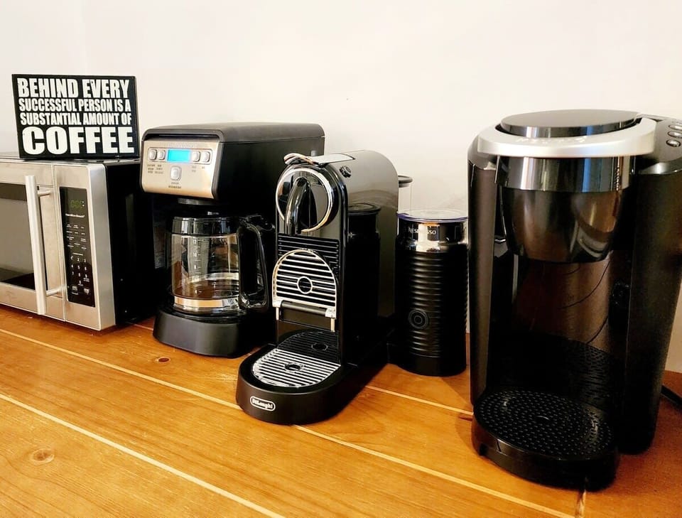 Derrière chaque séjour réussi… il y a une bonne tasse de café. La pause café vous attend à tout moment.