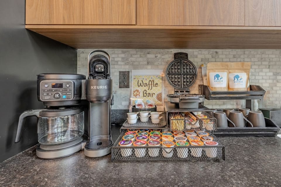 Stack, top, and savor—compliments of your stay.