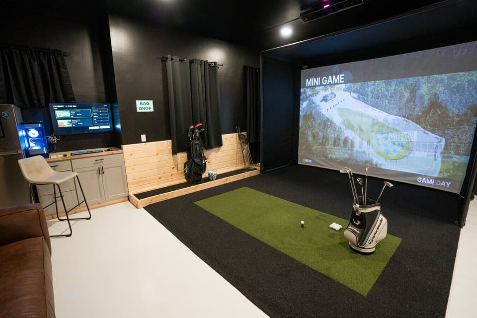 Simulator & Billiards Lounge