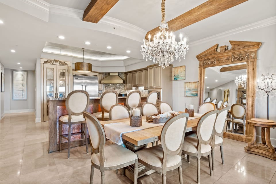 Floor-to-Ceiling Mirror in Dining Area