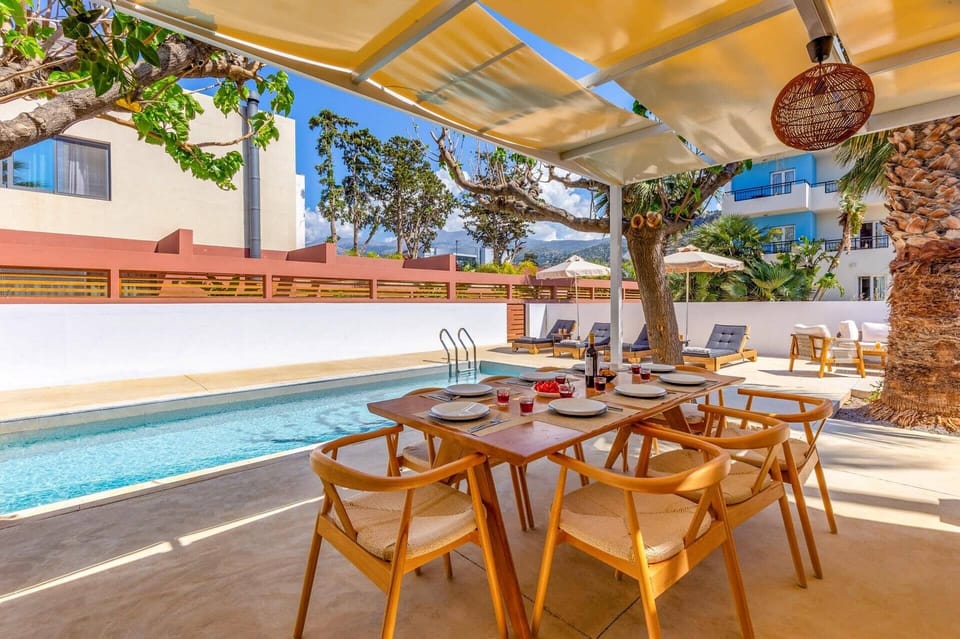 Villa Suntouch image