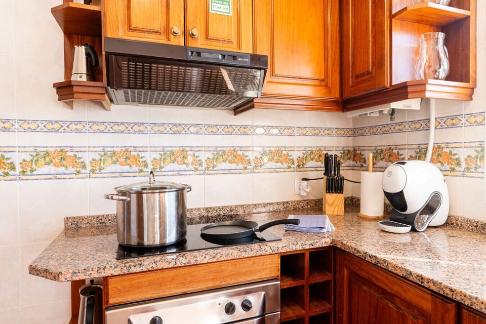 Enjoy a practical traditional kitchen in Madeira.