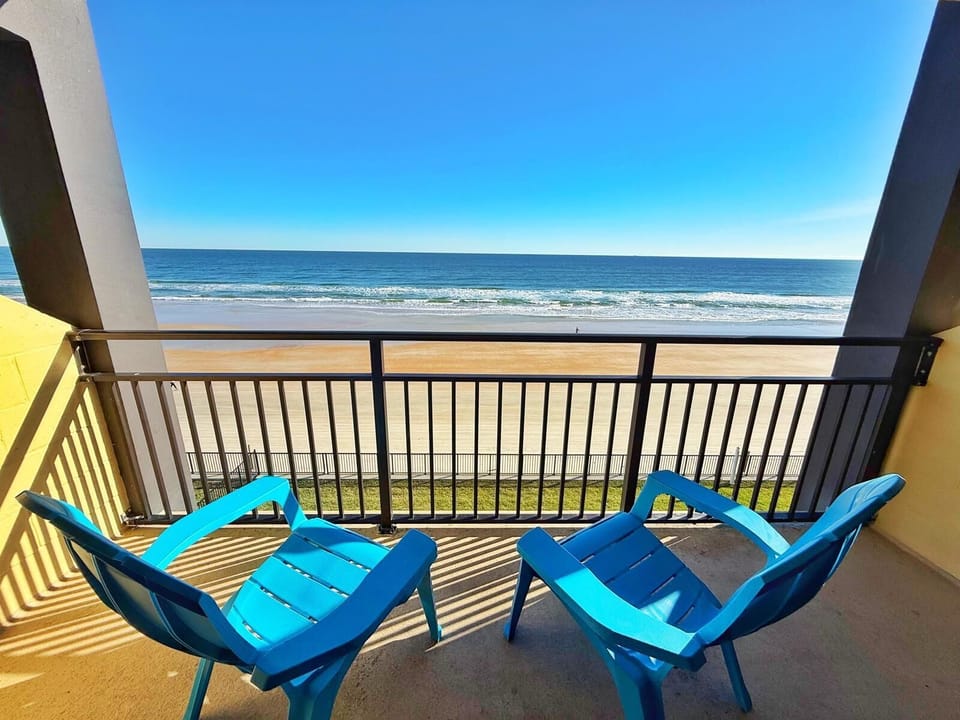 The best seat in the house, ocean views from your balcony.