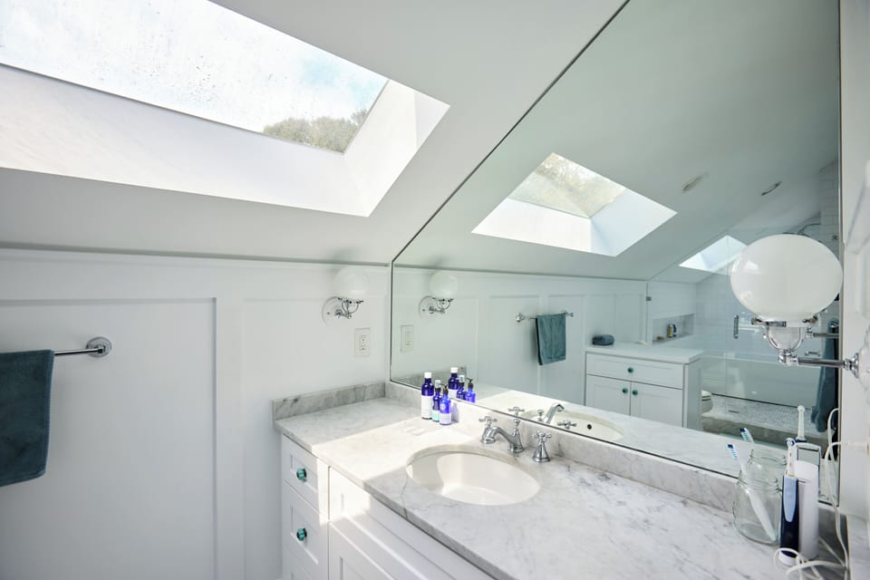 Master Bath (separate tub & shower)