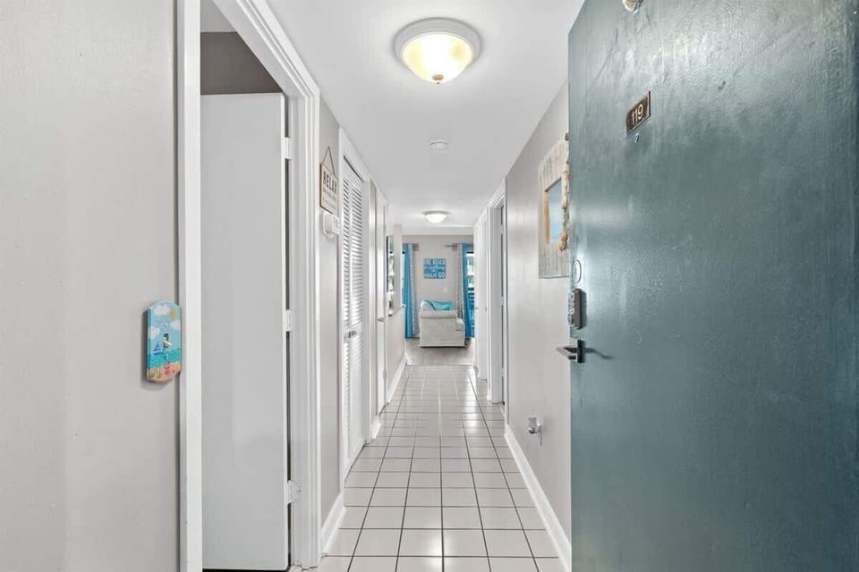 Step right in to paradise plus 24/7 access with a custom code for easy access AND peace of mind