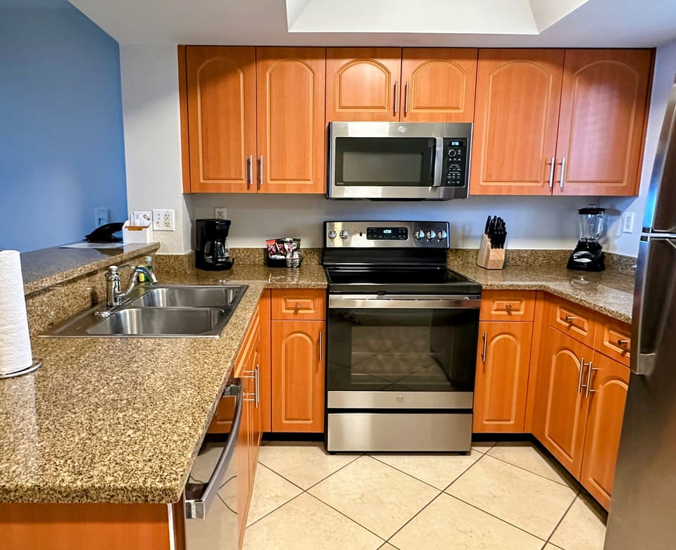 Well-equipped kitchen