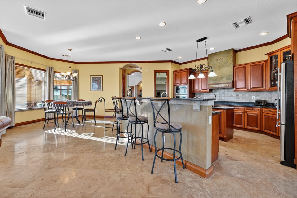 Coffee, conversation, and Tuscan charm—all from your kitchen aisle.
