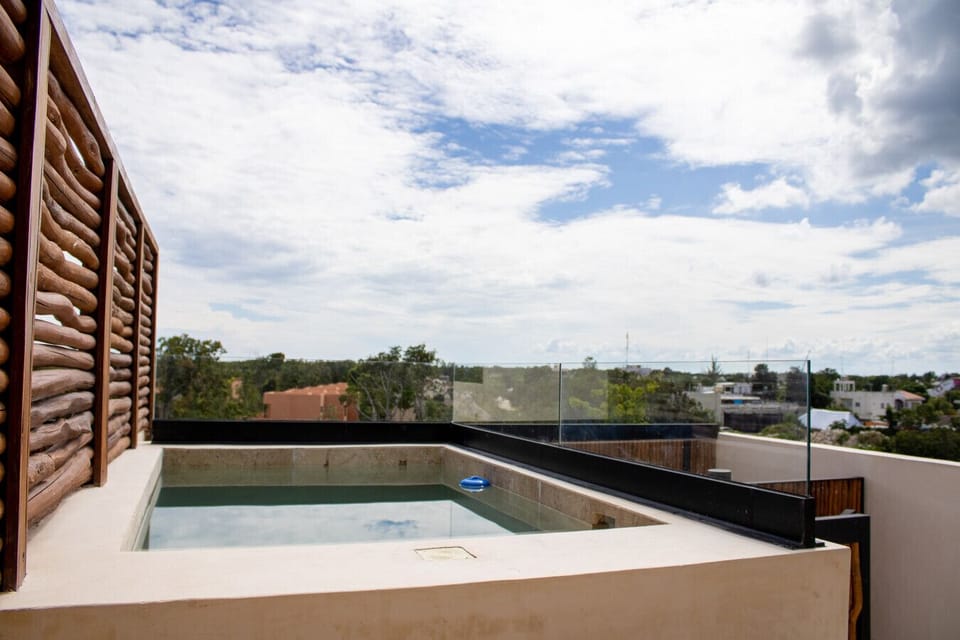 Private Terrace w/Swimming Pool