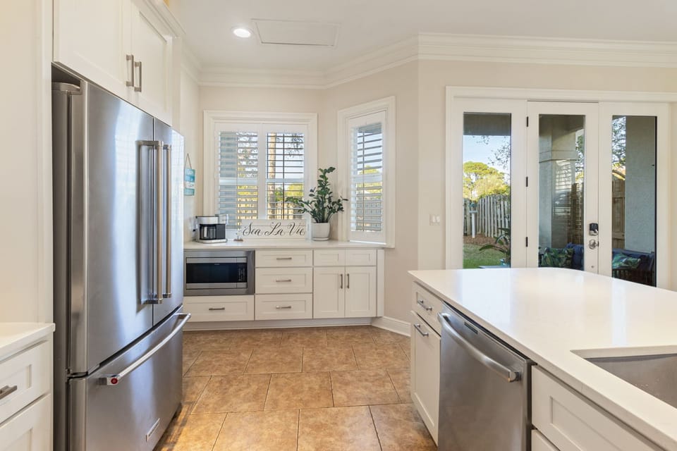 Spacious kitchen