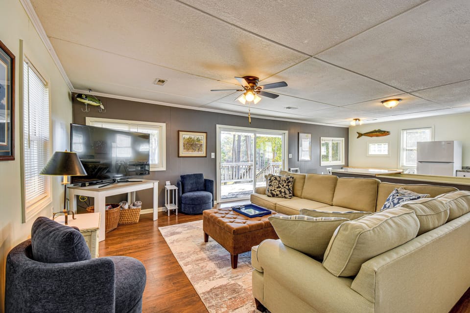 Interior | Free WiFi | In-Unit Laundry