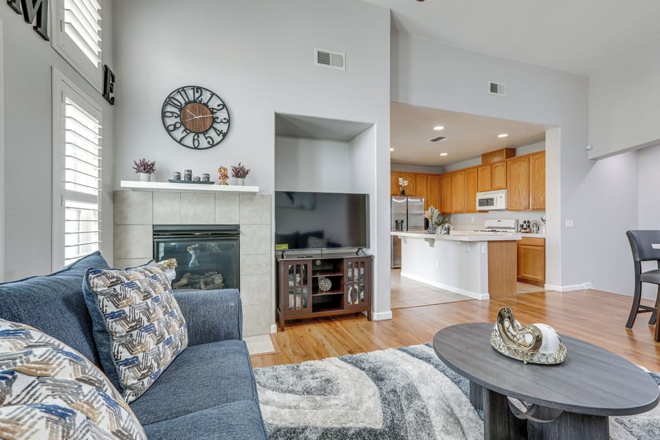 Living Room | Free WiFi | Central Heating & A/C | Smart TV | Queen Sleeper Sofa