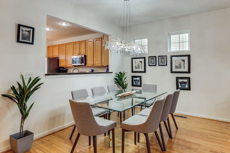 Formal Dining Table | Dishware/Flatware