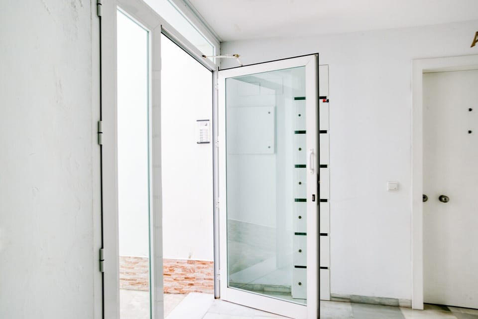 Entrance / Reception