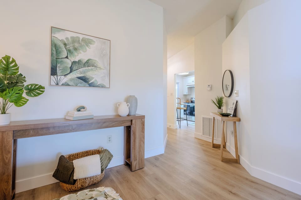 Entrance to living room