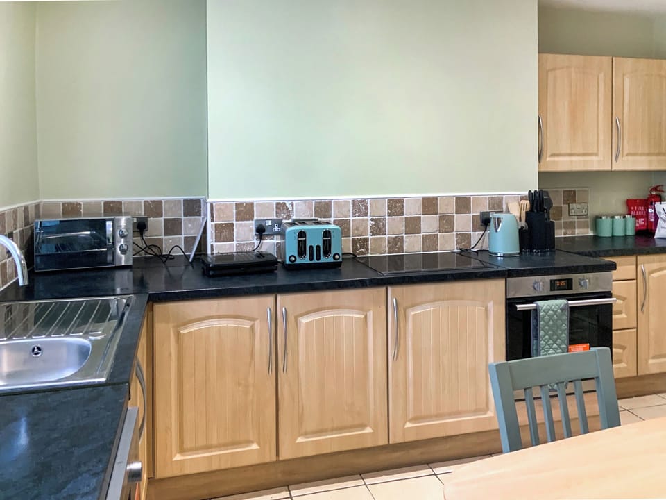 Kitchen | Paddy&rsquo;s Cottage, Flookburgh, near Grange-Over-Sands