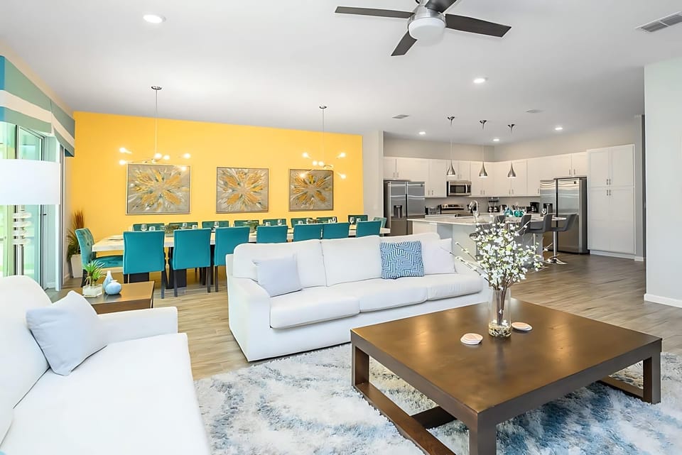 Beautiful Open Concept Design