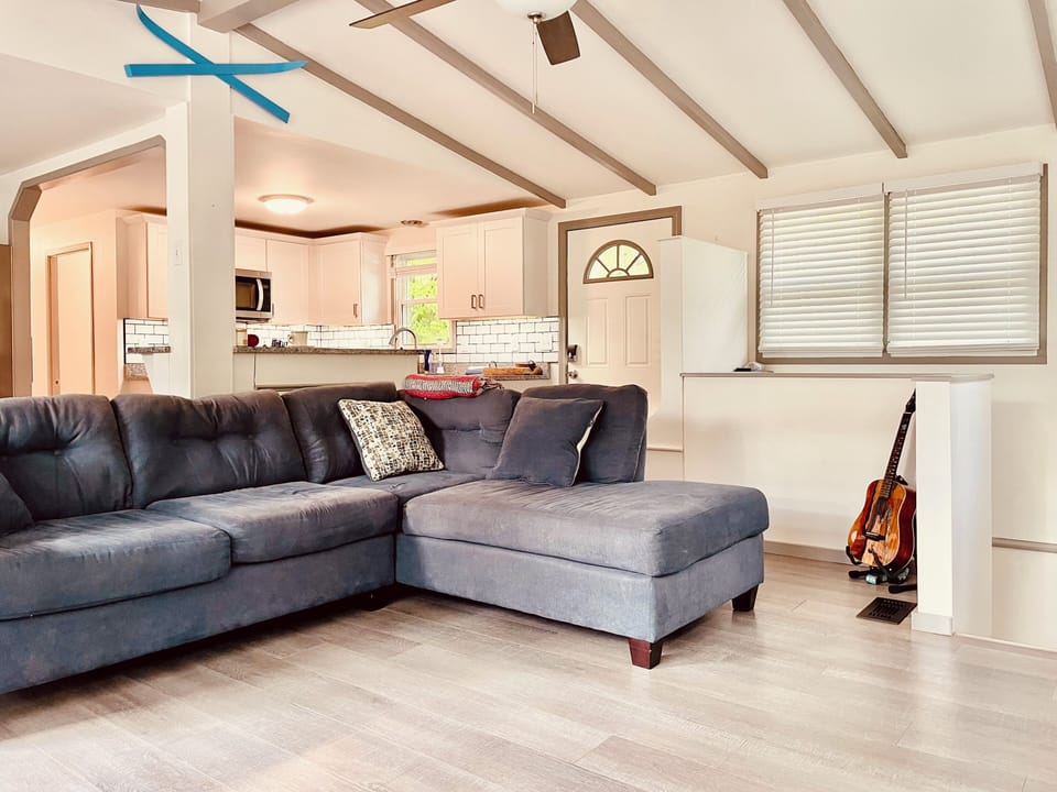 Ski-themed living room.