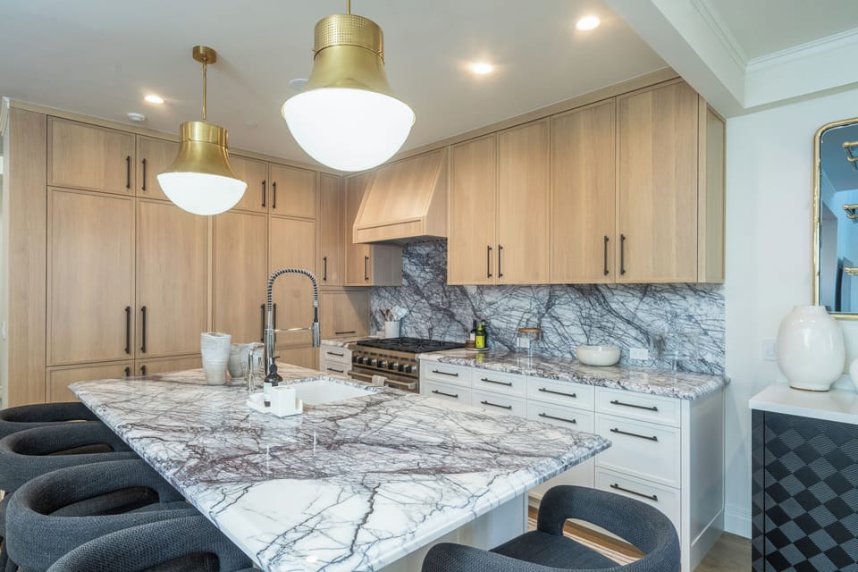 2.01-telluride-lorian-rise-kitchen