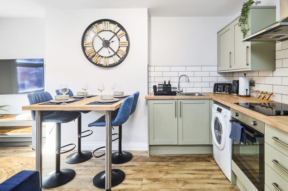 F2, Kitchen