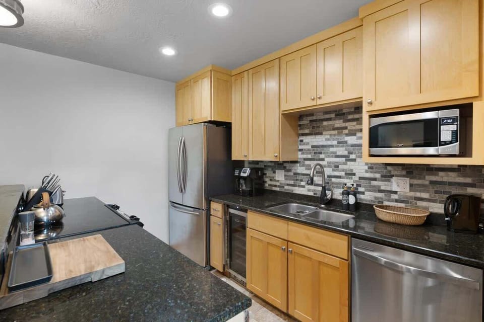 Kitchen and  Stainless Appliances