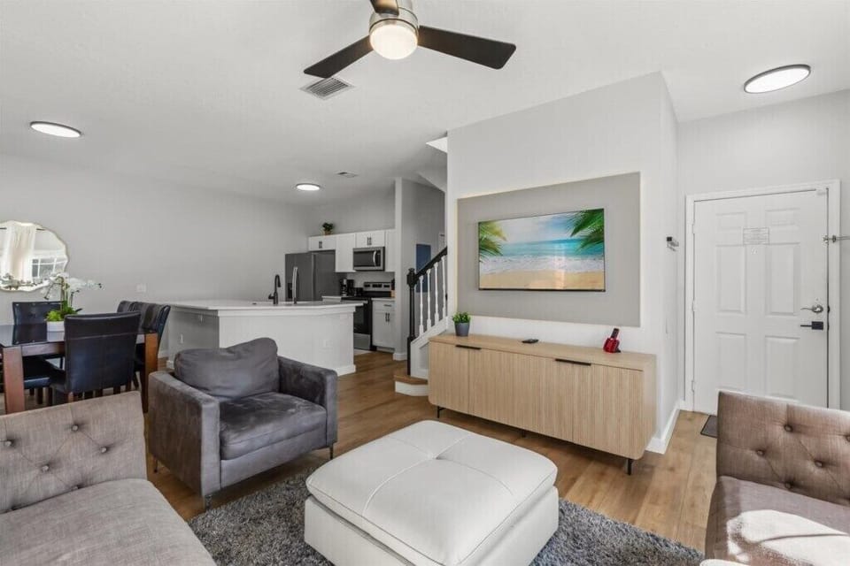 4701OrmondBeachWay(2)
