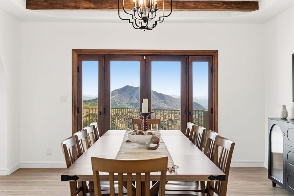 The private 10 seater dining room conveniently right off the kitchen. 