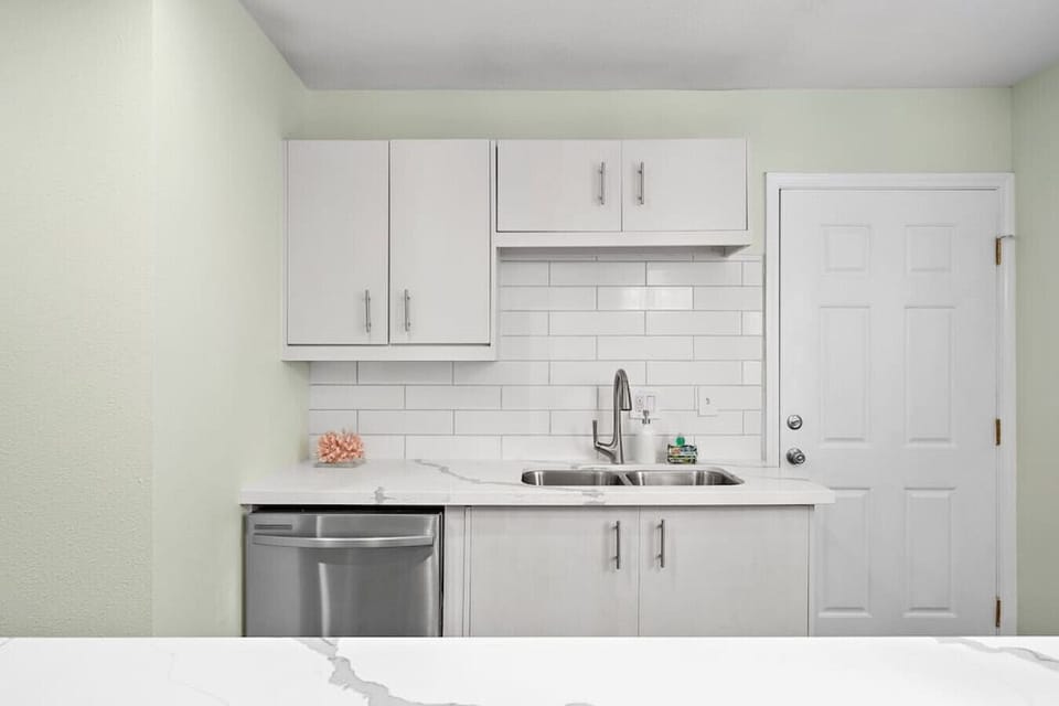 A kitchen perfect for preparing meals for the family!