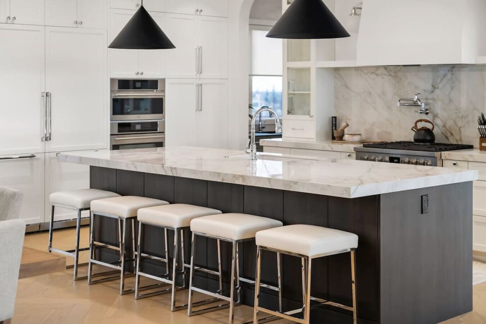 Full kitchen and butler`s pantry with top-of-the-line appliances.