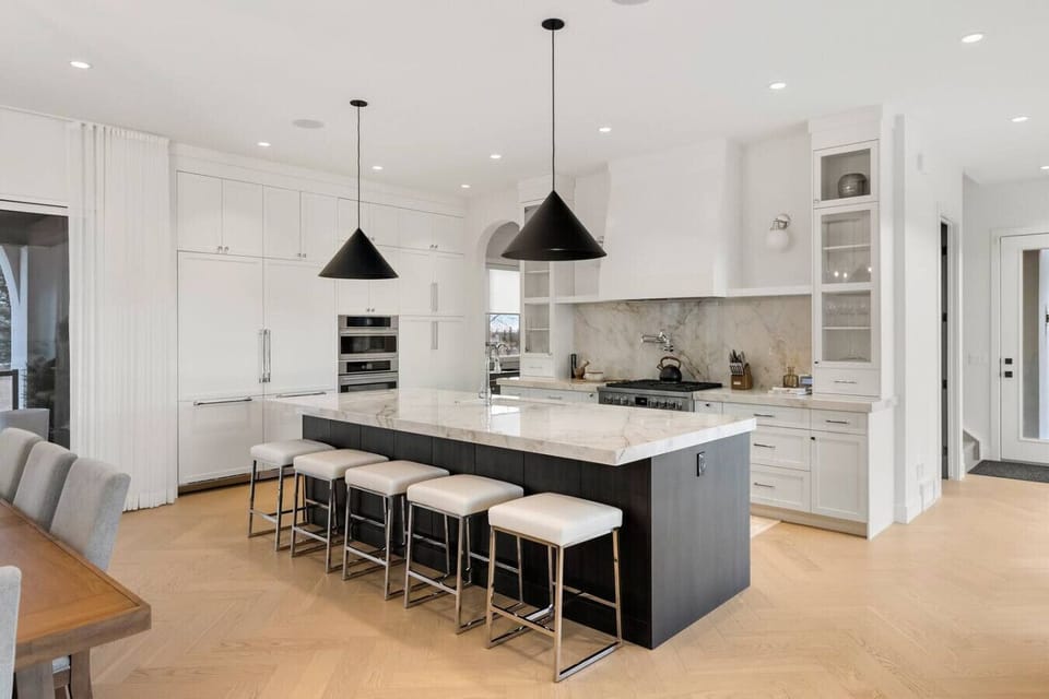 Full kitchen and butler`s pantry with top-of-the-line appliances.