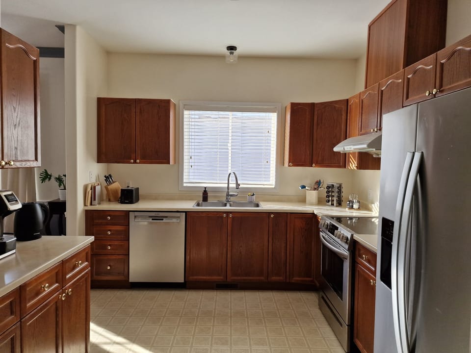 Fully stocked kitchen