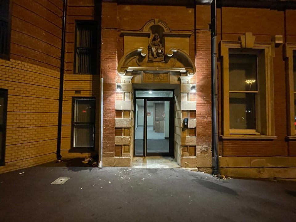 Image 10