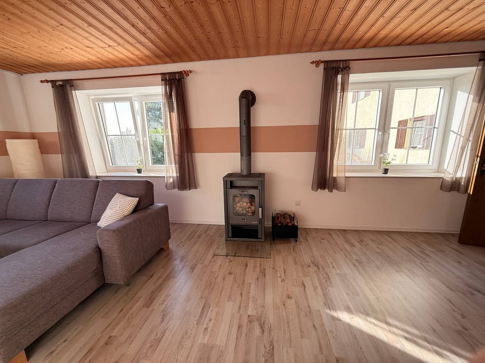 Vacation apartment with 130 m2 of living space for up to 6 people Apartment in Bavaria