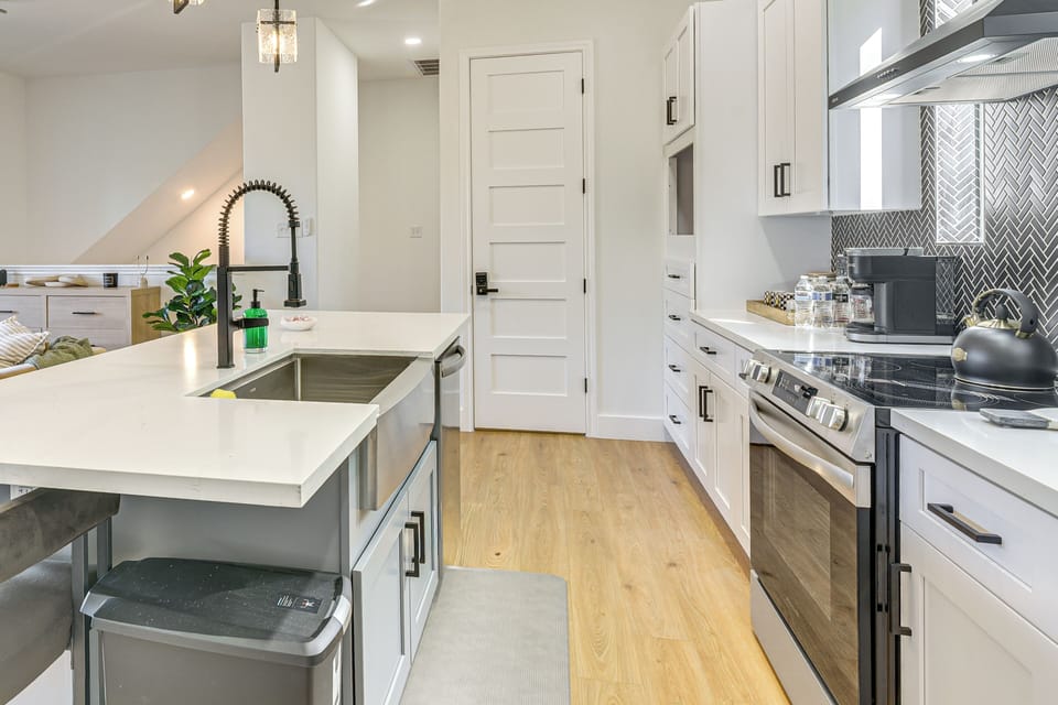 Kitchen | 1st Floor