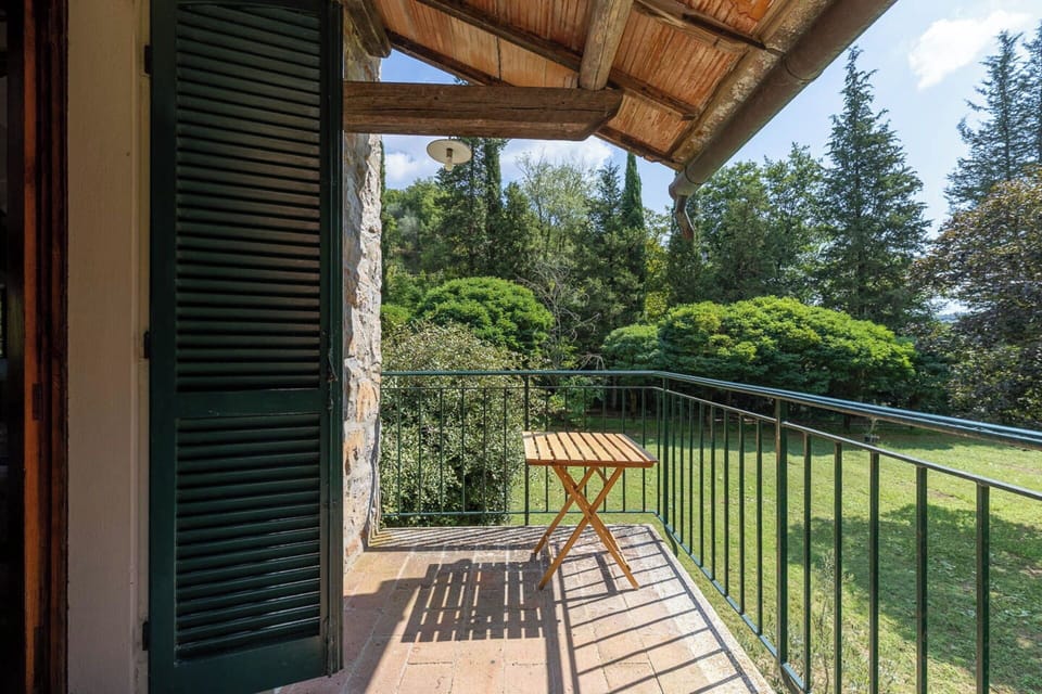 Autumn, Balcony / Terrace / Patio, Spring, Summer
