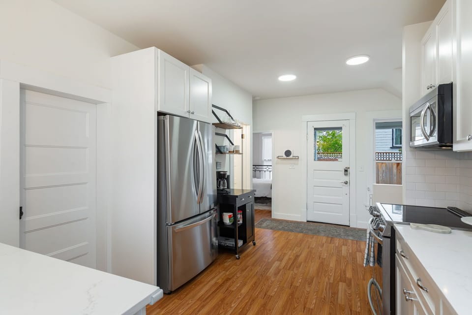 Main House: Whether you're a five-star chef or a microwave magician, this is the perfect space to whip up some delicious memories.