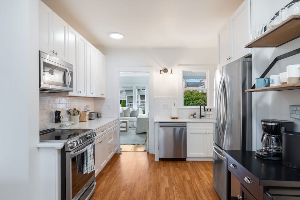 Main House: The perfect recipe for a great getaway: amazing company, good food, and this kitchen.