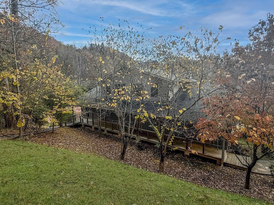 The Fireplace Suites