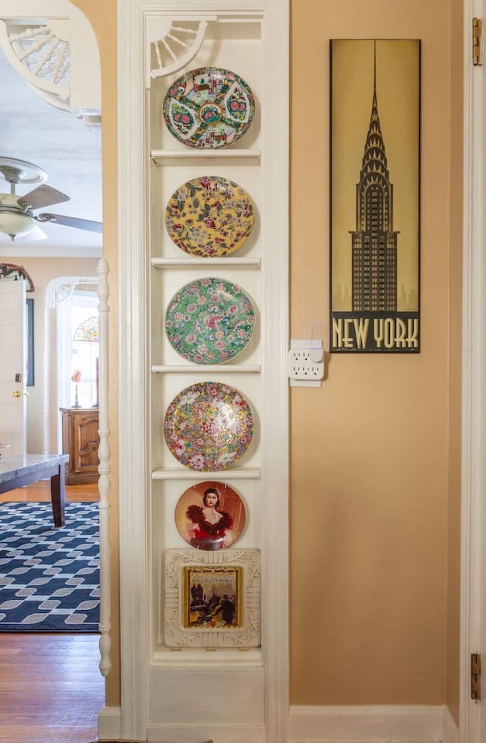 Unique interior décor details that add charm and personality throughout the home