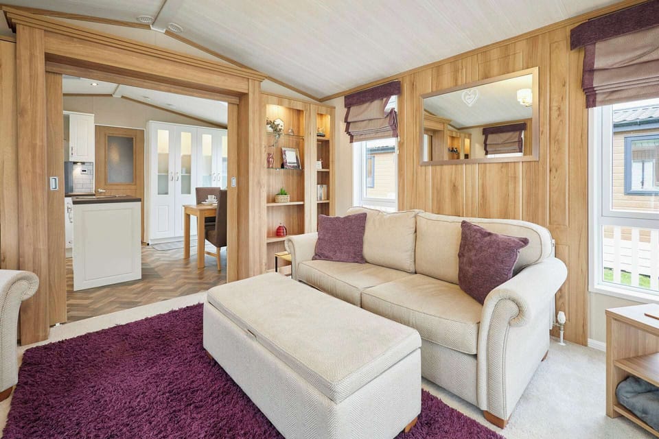Baker's Lodge,  Allerthorpe Golf & Country Park, York - Host & Stay