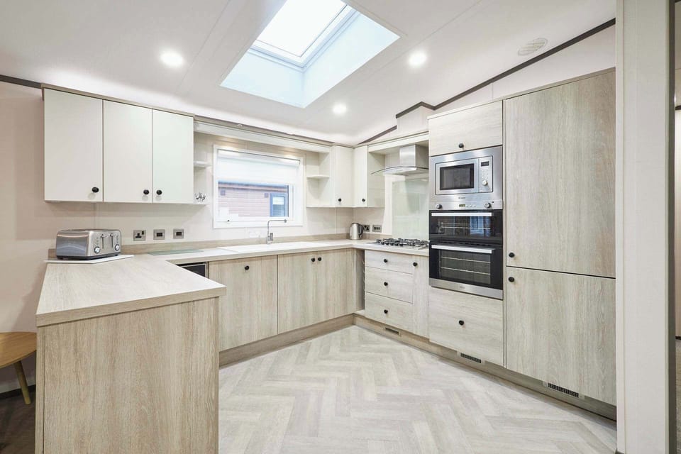 Brackencroft Lodge,  Allerthorpe Golf & Country Park, York - Host & Stay