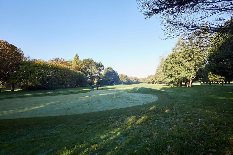 Grace Louise Retreat, Allerthorpe Golf & Country Park, York - Host & Stay