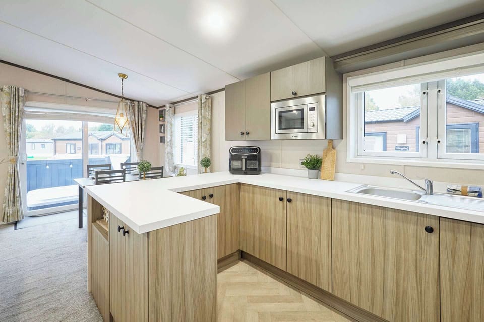20 Sandy Lane , Allerthorpe Golf & Country Park, York - Host & Stay