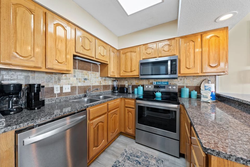 9 Boardwalk 184 Kitchen