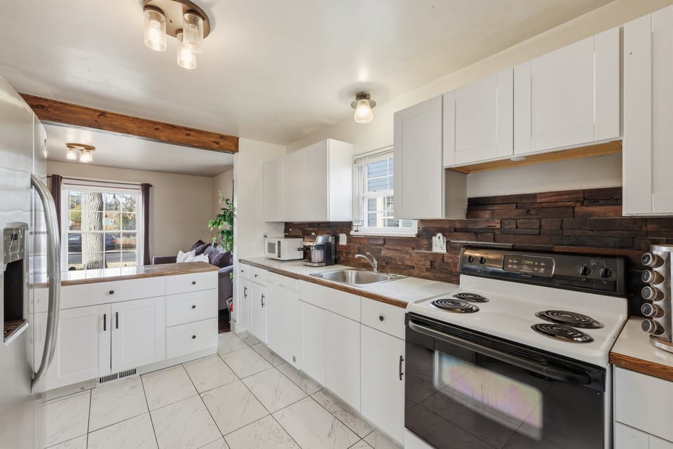 Indoors, Kitchen, Appliance, Microwave, Oven