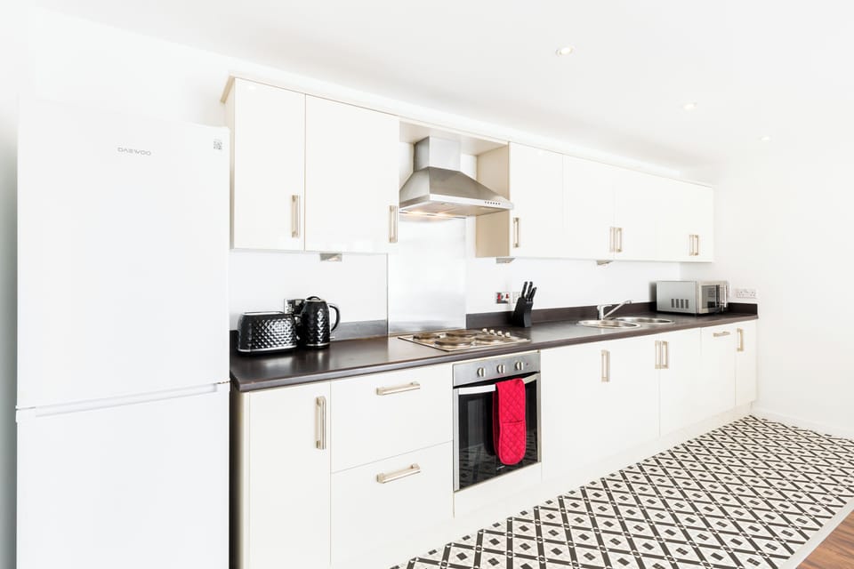 Fully equipped kitchen ready for your home-cooked meals.