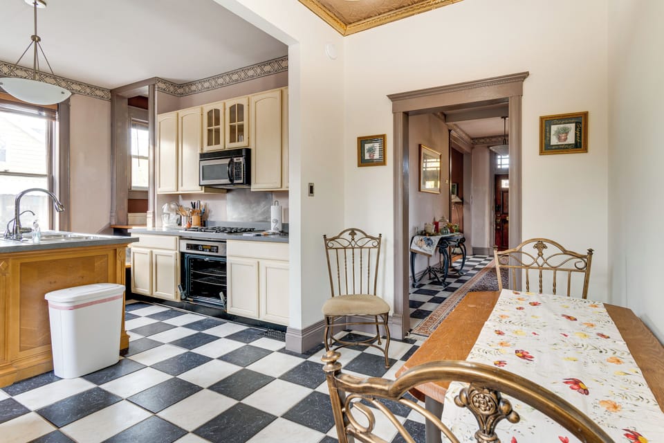 Kitchen | Keurig & Bunn Coffee Makers | Dishwasher | Cooking Basics | 1st Floor