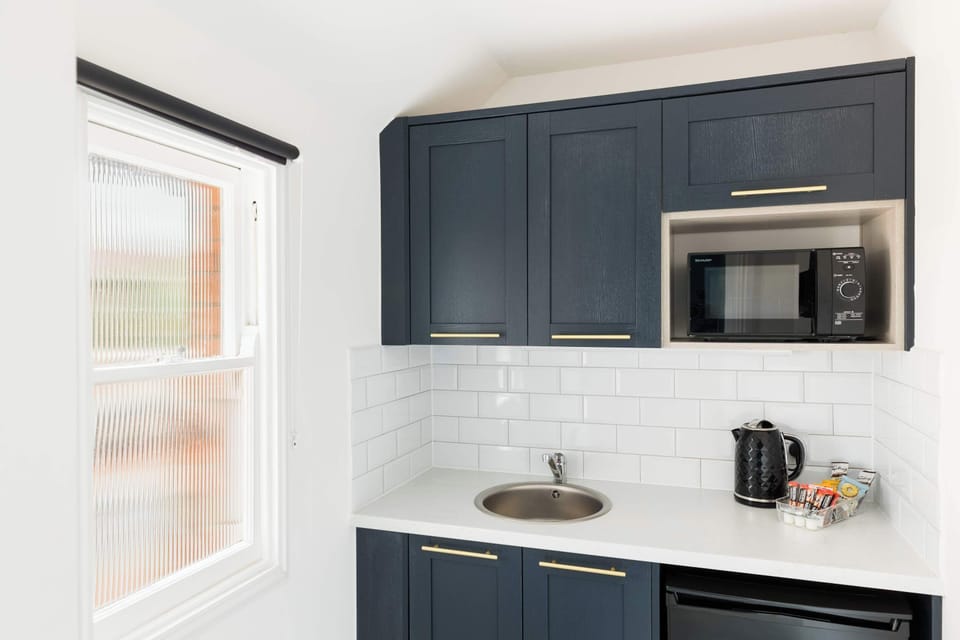 Kitchenette.
