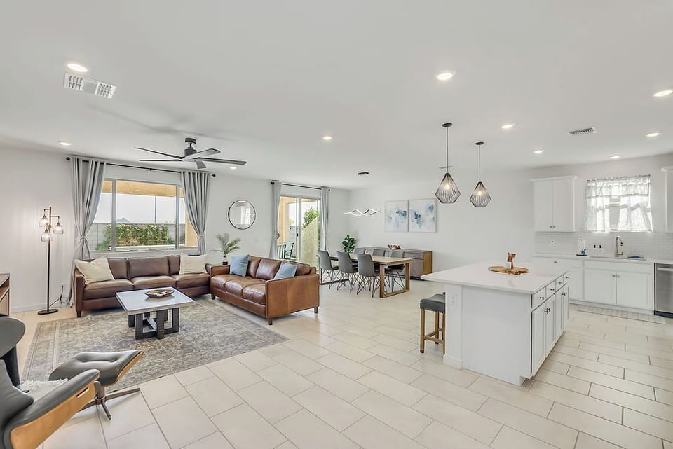 Kitchen/Living Room