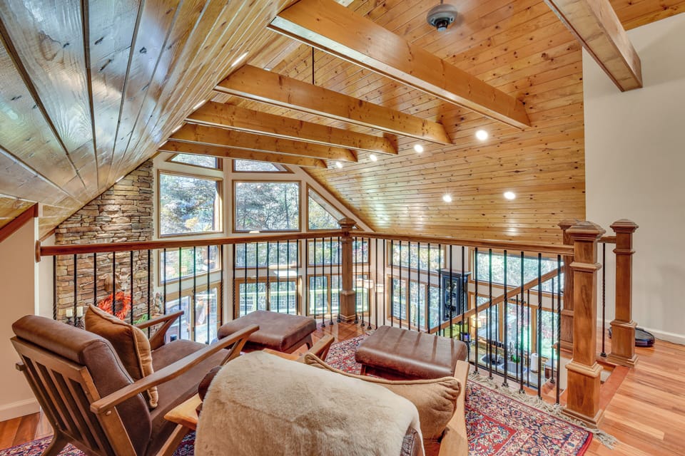 Loft | 2nd Floor