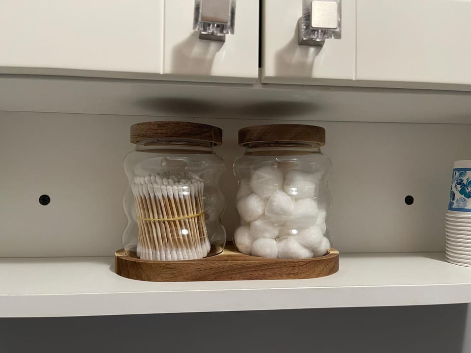 Cotton Balls, Qtips, Kleenex provided